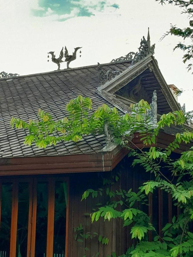 Avara Signature House Hotel Chiang Mai Luaran gambar