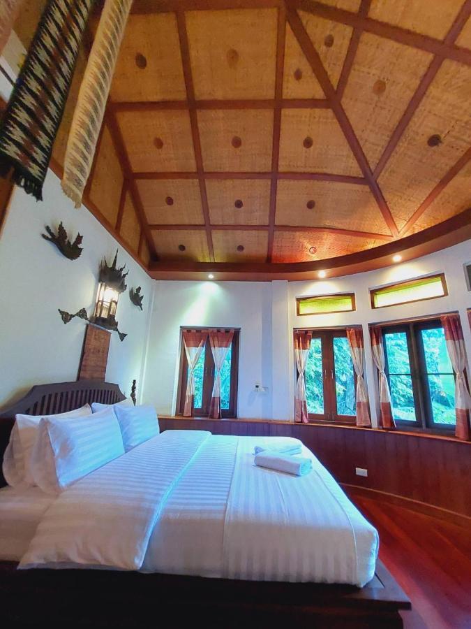 Avara Signature House Hotel Chiang Mai Luaran gambar