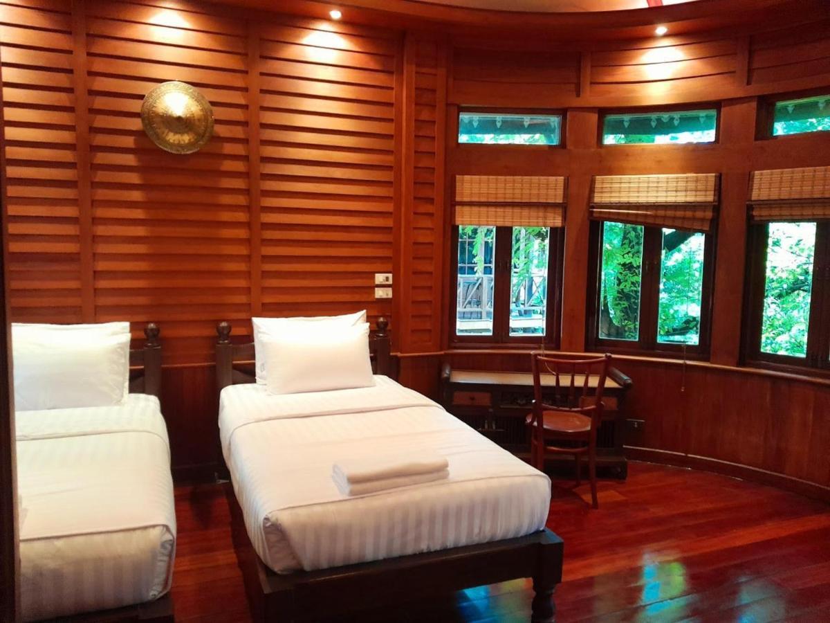 Avara Signature House Hotel Chiang Mai Luaran gambar